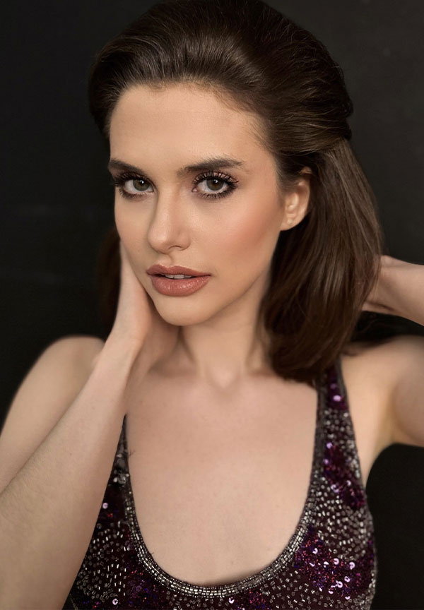 Елена Калашникова